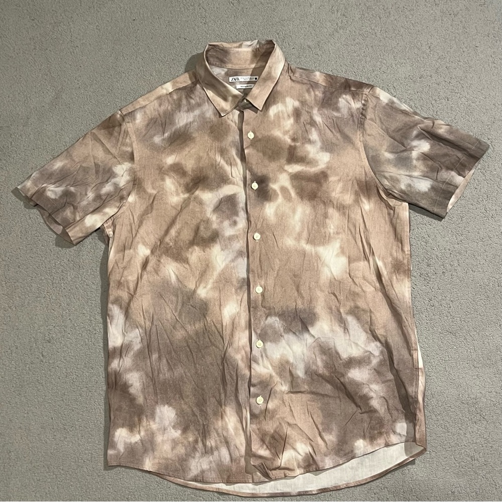 Zara Men's Light Weight Beige & White Button up Shirt